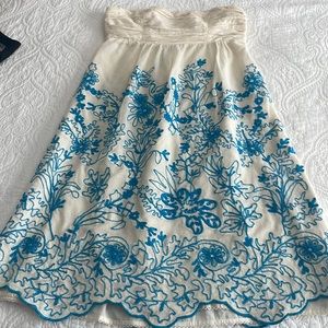 Anthropologie Strapless white dress with blue embroidery